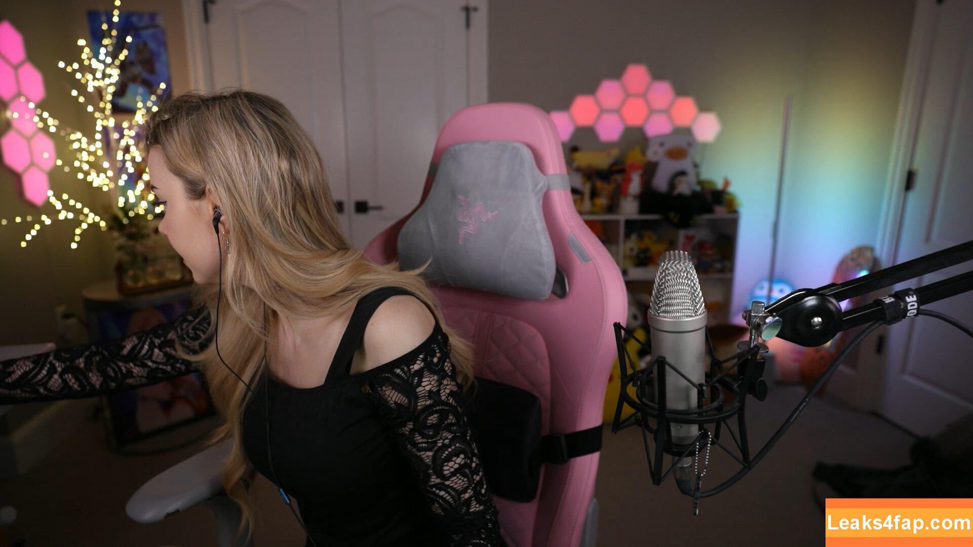 Dizzykitten / dizzykitten7 / dizzykittenpaws / thedizzykitten leaked photo photo #1505