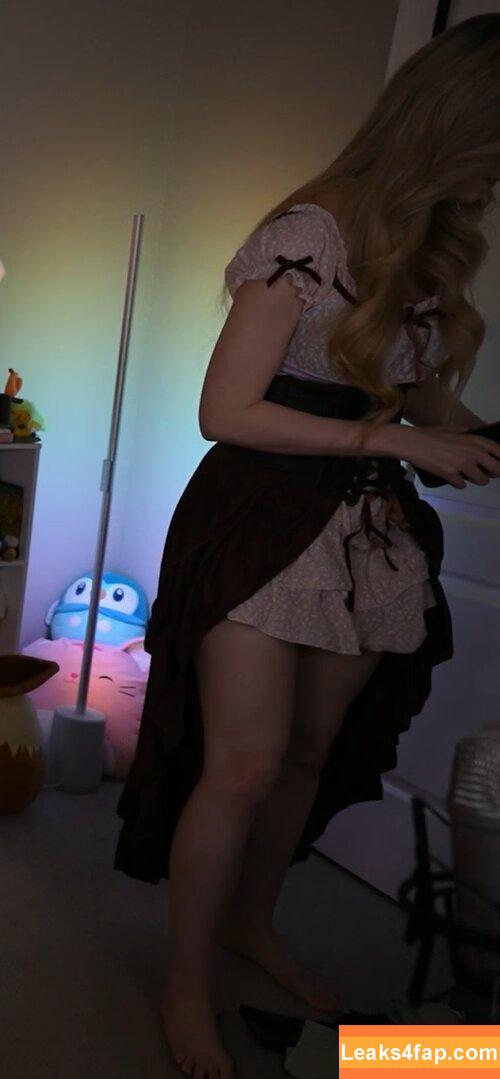 Dizzykitten / dizzykitten7 / dizzykittenpaws / thedizzykitten leaked photo photo #1540