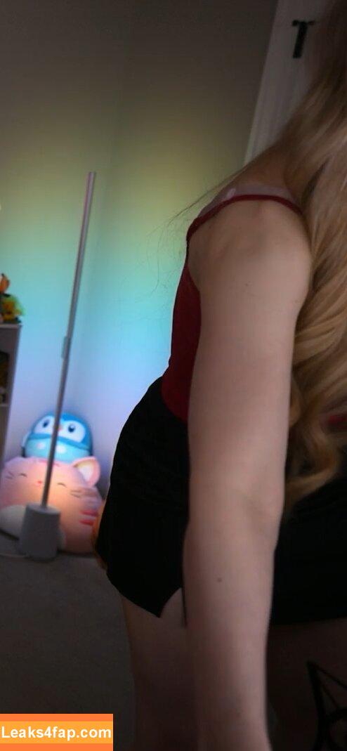 Dizzykitten / dizzykitten7 / dizzykittenpaws / thedizzykitten leaked photo photo #1570