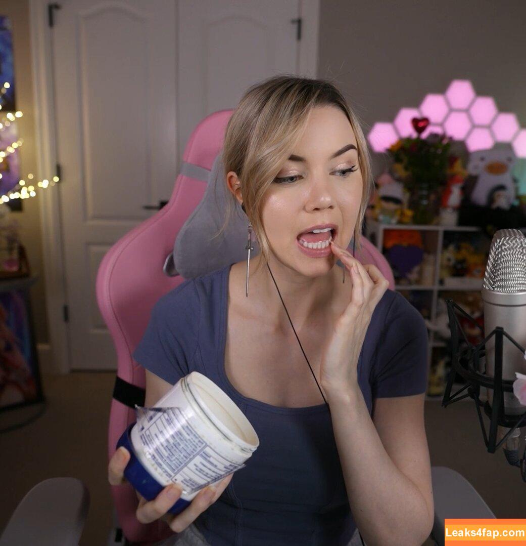 Dizzykitten / dizzykitten7 / dizzykittenpaws / thedizzykitten leaked photo photo #1610