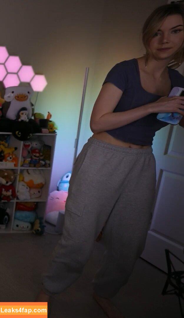 Dizzykitten / dizzykitten7 / dizzykittenpaws / thedizzykitten leaked photo photo #1615