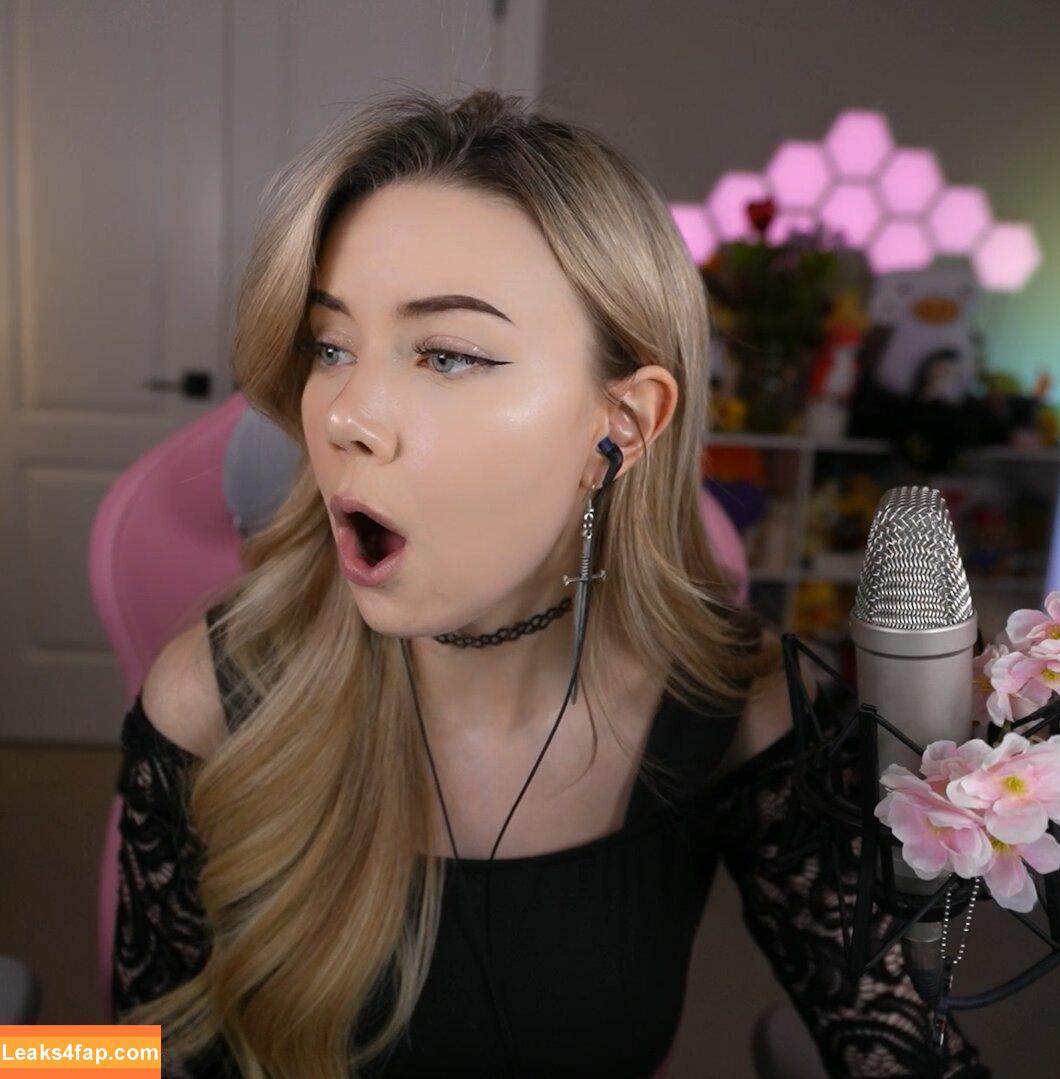 Dizzykitten / dizzykitten7 / dizzykittenpaws / thedizzykitten leaked photo photo #1671