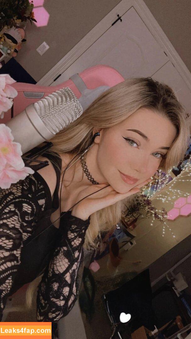 Dizzykitten / dizzykitten7 / dizzykittenpaws / thedizzykitten leaked photo photo #1673