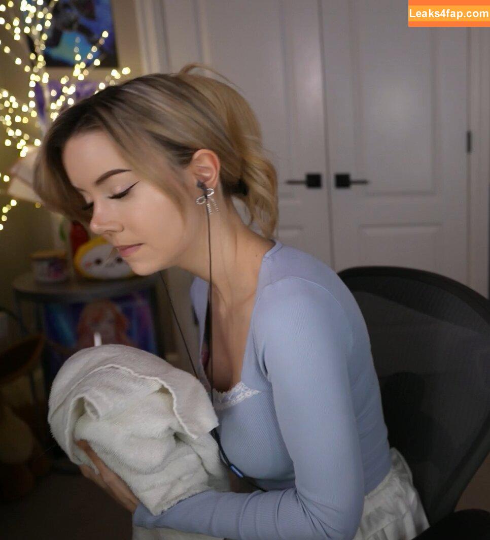 Dizzykitten / dizzykitten7 / dizzykittenpaws / thedizzykitten leaked photo photo #1763