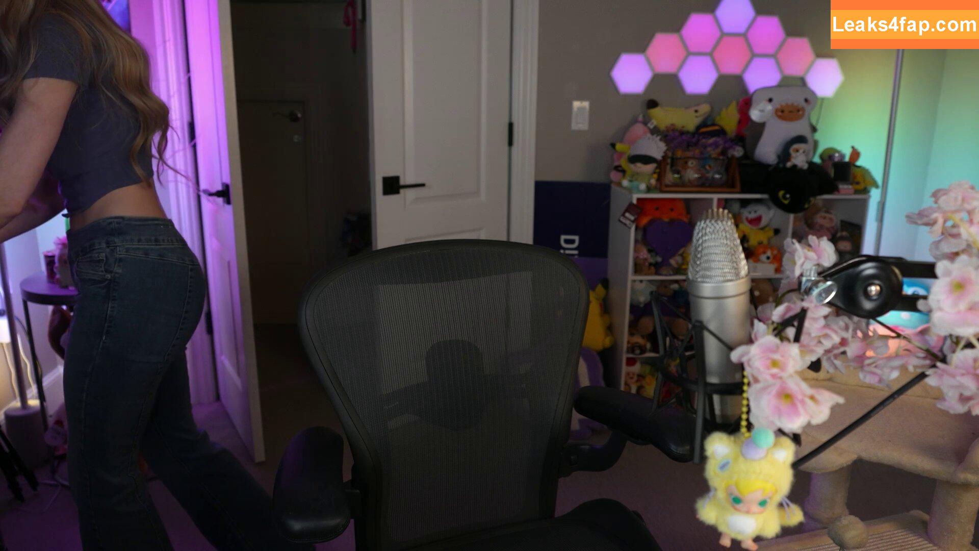 Dizzykitten / dizzykitten7 / dizzykittenpaws / thedizzykitten leaked photo photo #1849