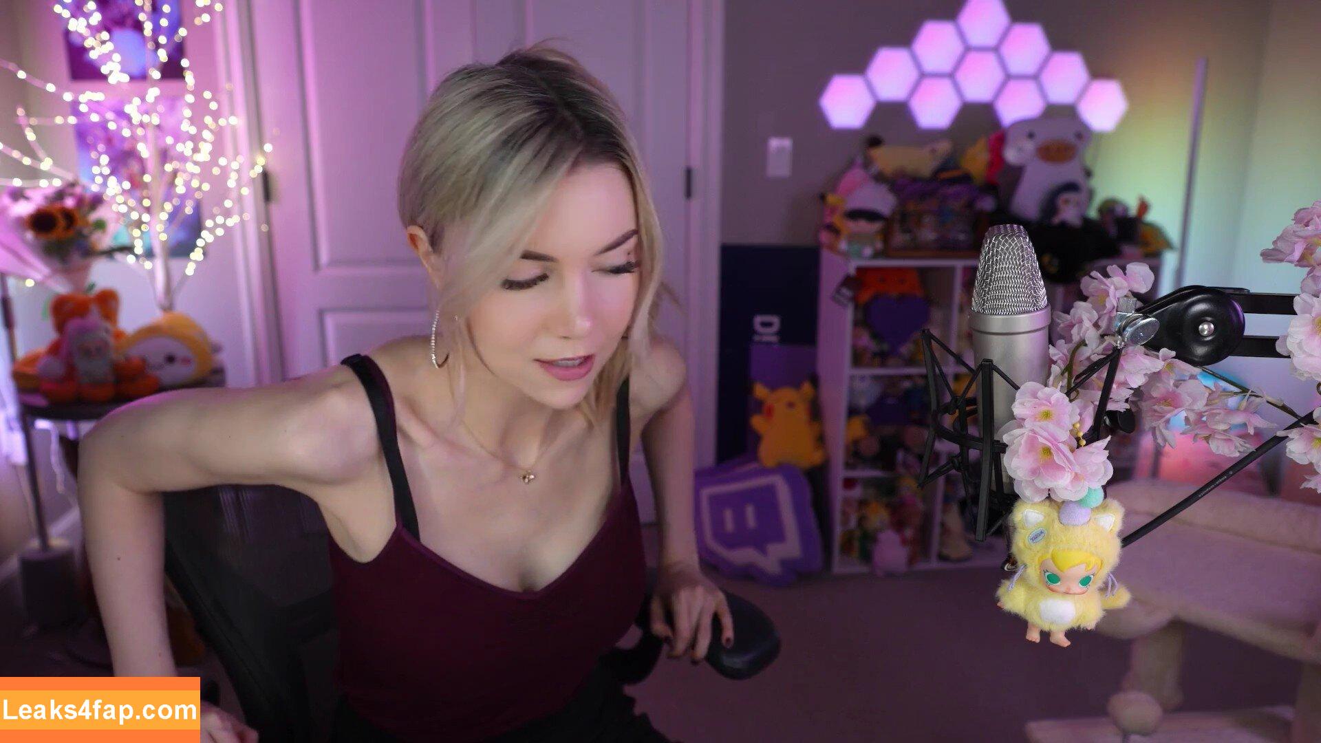 Dizzykitten / dizzykitten7 / dizzykittenpaws / thedizzykitten leaked photo photo #1889