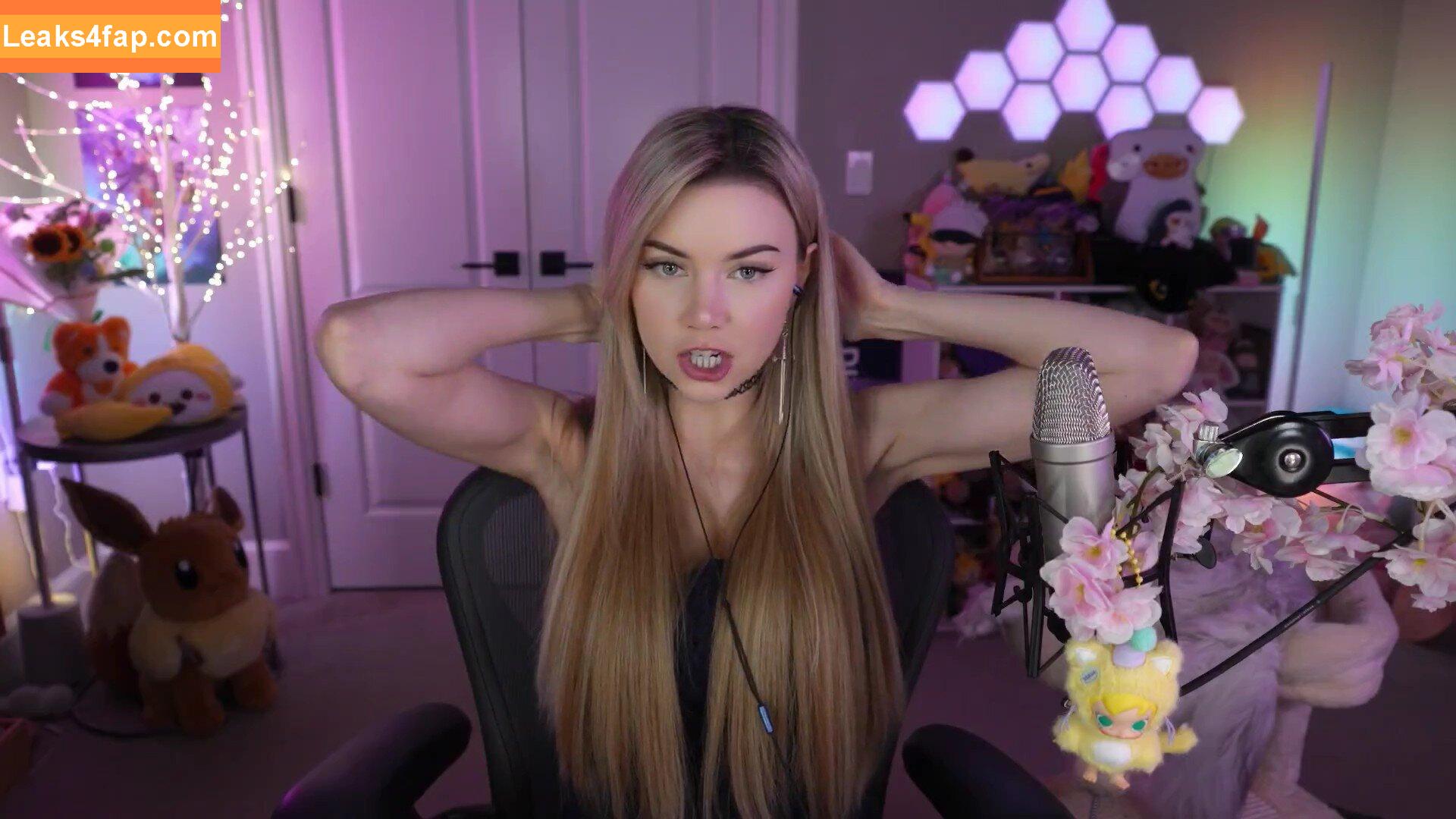 Dizzykitten / dizzykitten7 / dizzykittenpaws / thedizzykitten leaked photo photo #1893