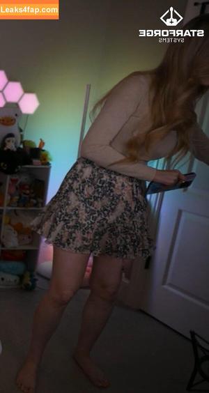 Dizzykitten photo #1591
