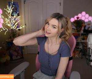 Dizzykitten photo #1622