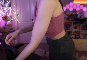 Dizzykitten photo #1810