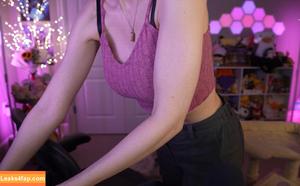Dizzykitten photo #1811
