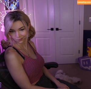 Dizzykitten photo #1828