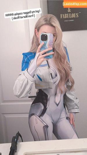 Dizzykitten photo #1835