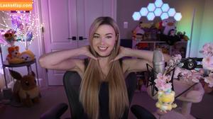 Dizzykitten photo #1887