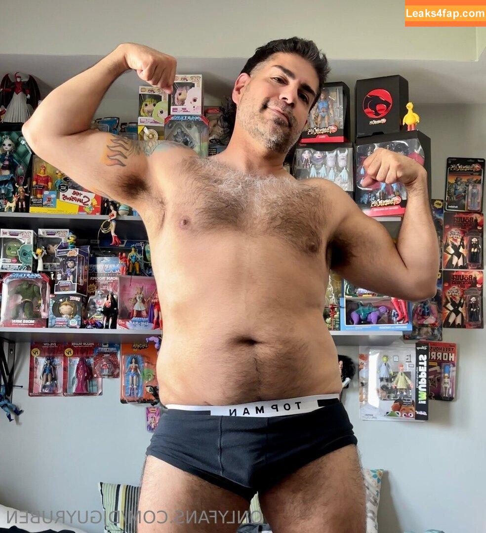 djguyruben /  leaked photo photo #0038