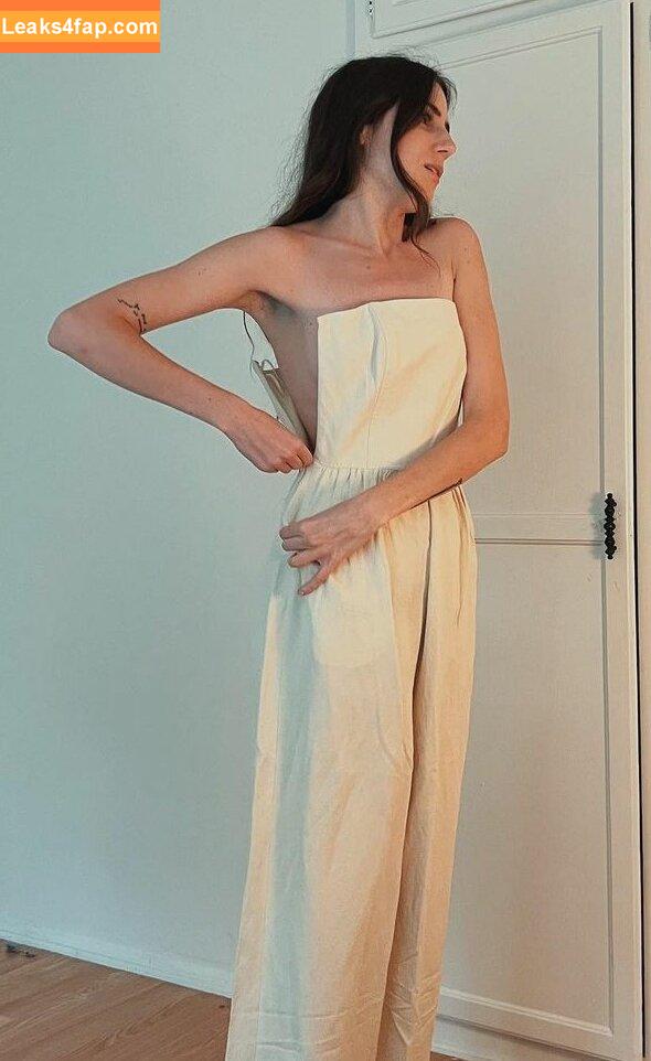 Doddleoddle / Dodie Clark leaked photo photo #0021