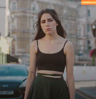 Doddleoddle / Dodie Clark leaked photo photo #0031