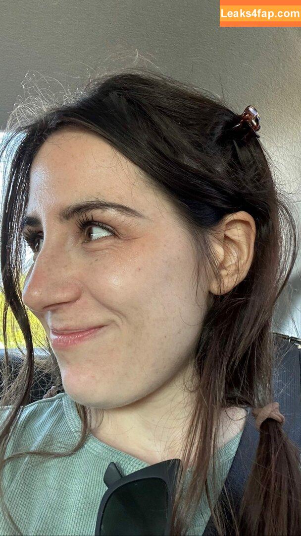 Doddleoddle / Dodie Clark leaked photo photo #0043