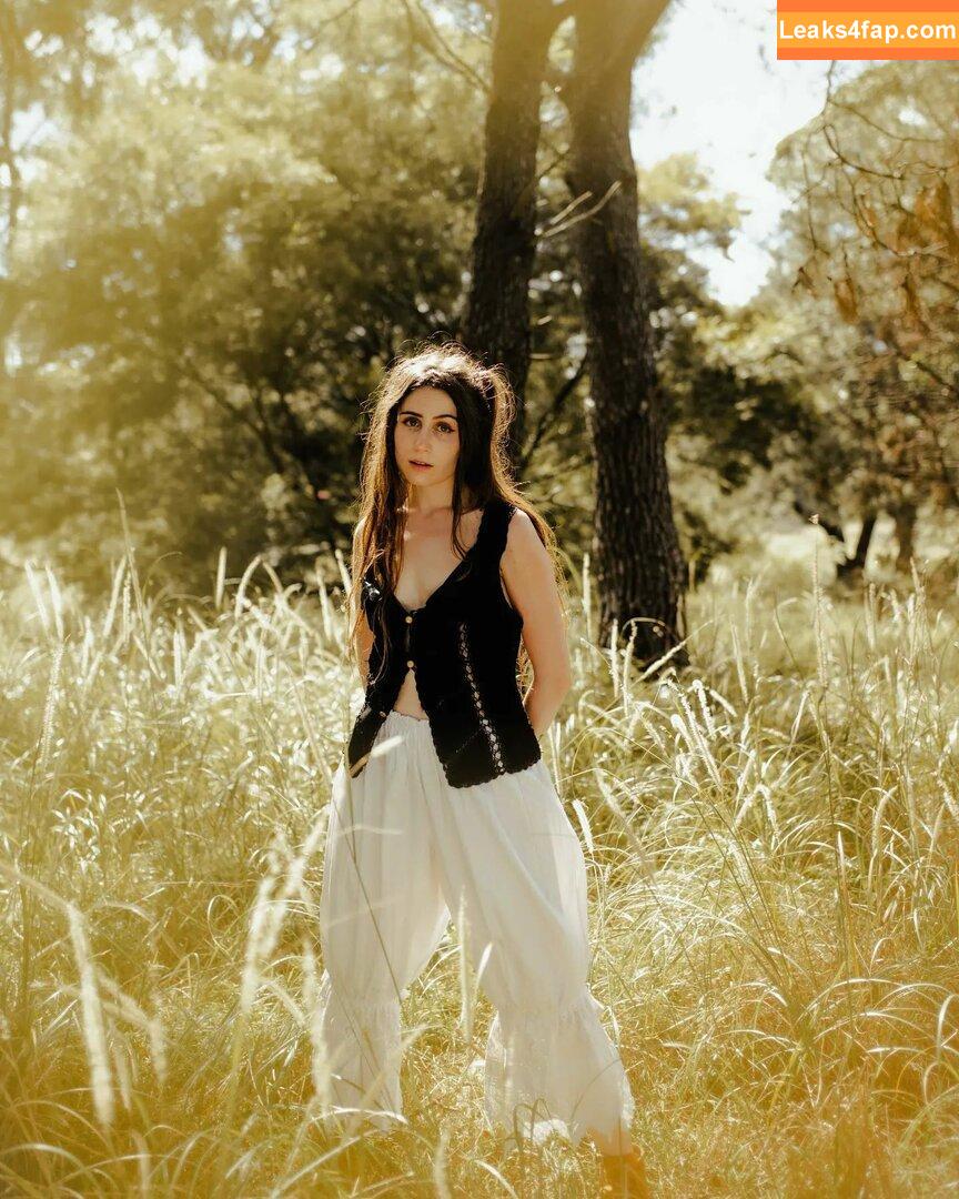 Doddleoddle / Dodie Clark leaked photo photo #0050