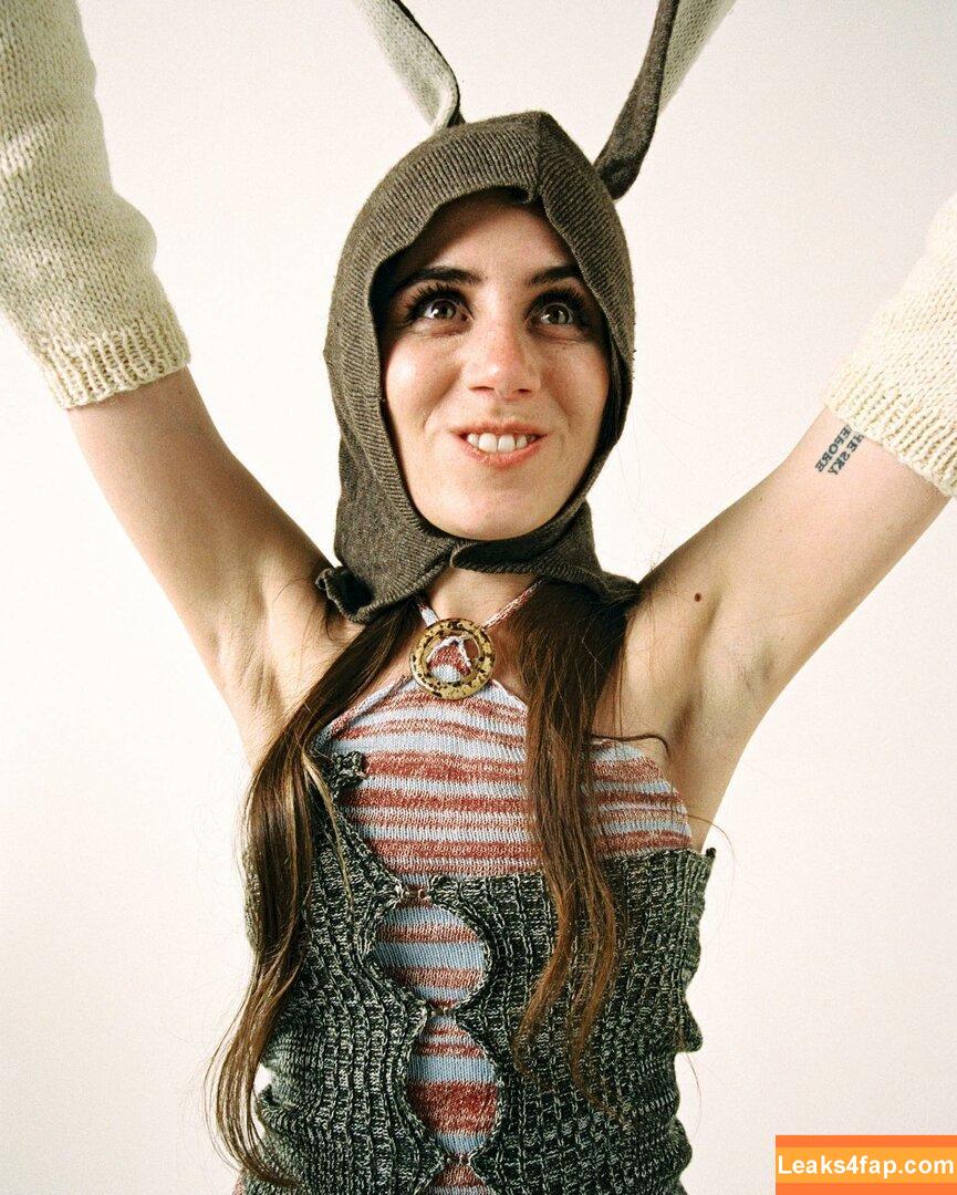 Doddleoddle / Dodie Clark leaked photo photo #0051