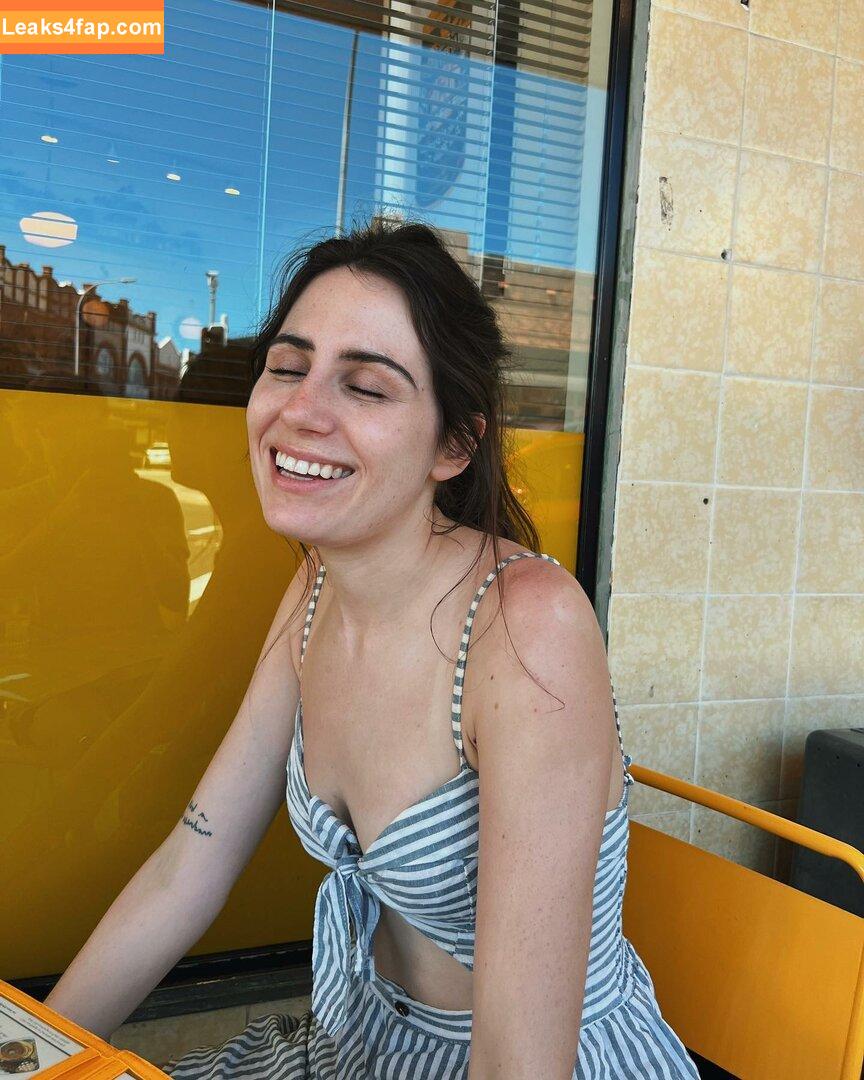 Doddleoddle / Dodie Clark leaked photo photo #0053