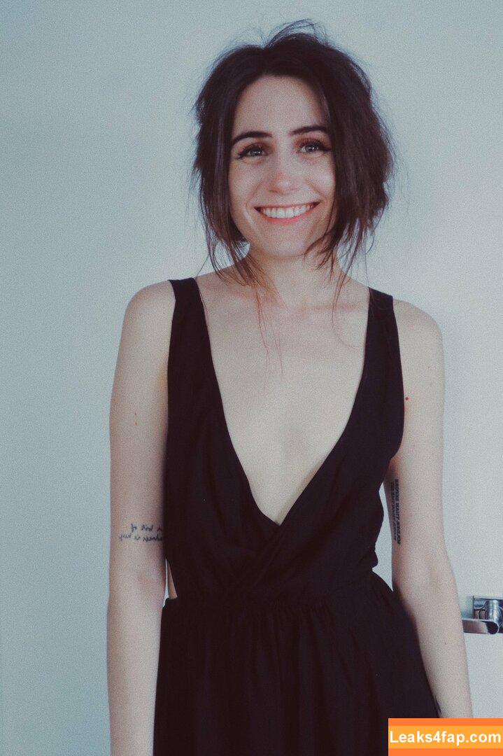 Dodie Clark / doddleoddle leaked photo photo #0015