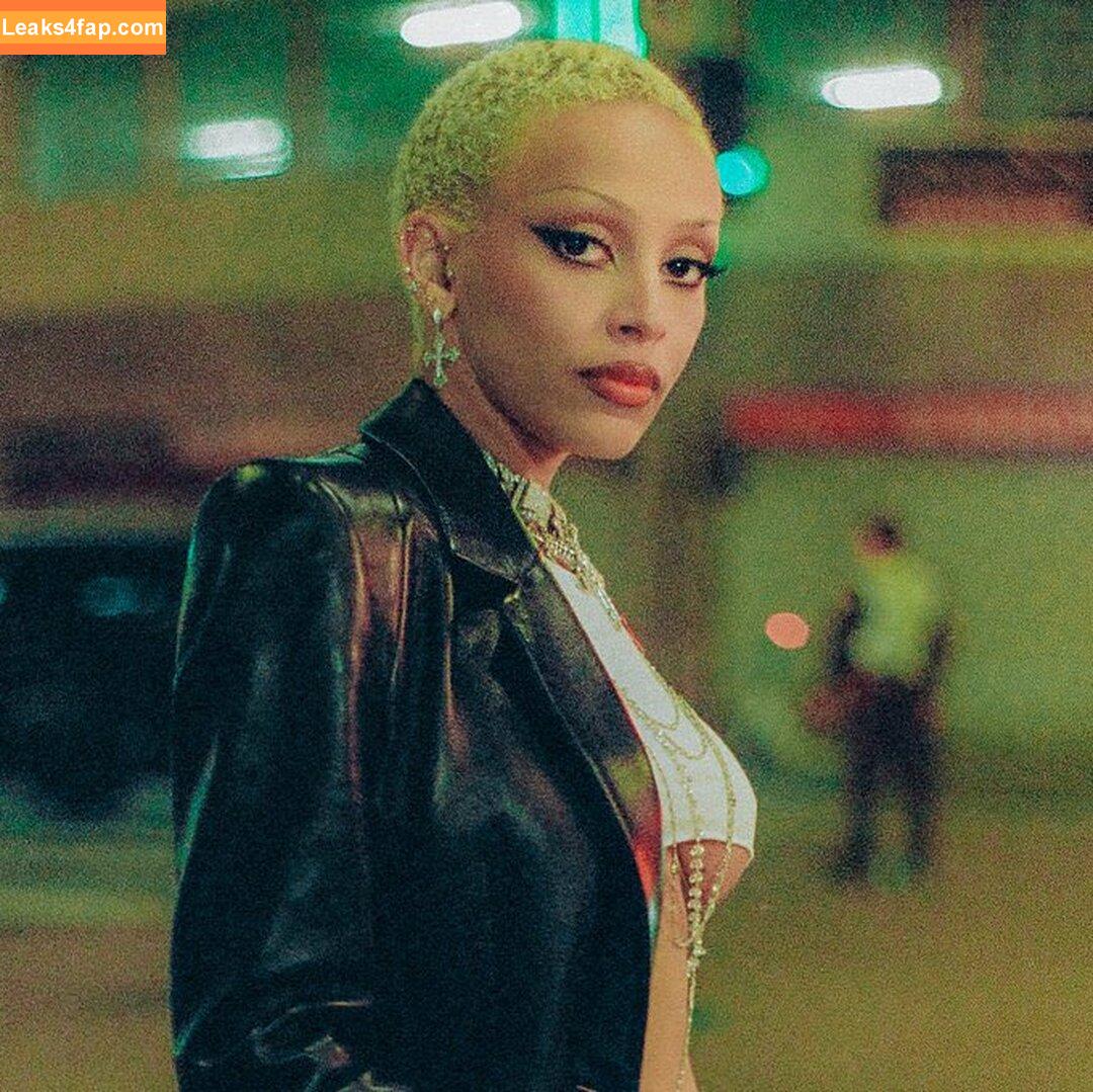 Doja Cat / DojaCat слитое фото фото #0314