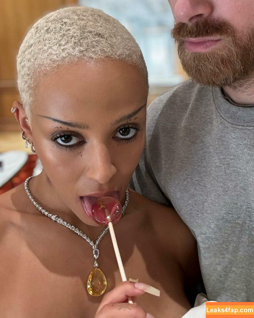 Doja Cat / DojaCat слитое фото фото #0659