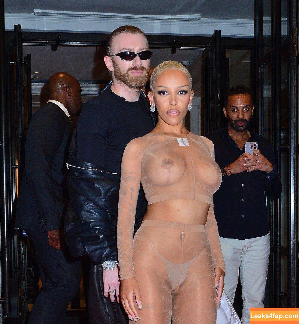 Doja Cat / DojaCat слитое фото фото #0693