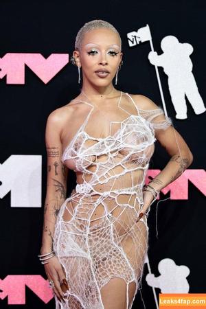 Doja Cat фото #0381