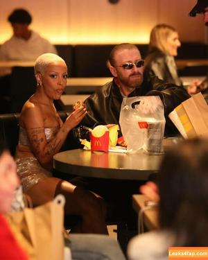 Doja Cat фото #0652