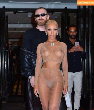 Doja Cat фото #0695