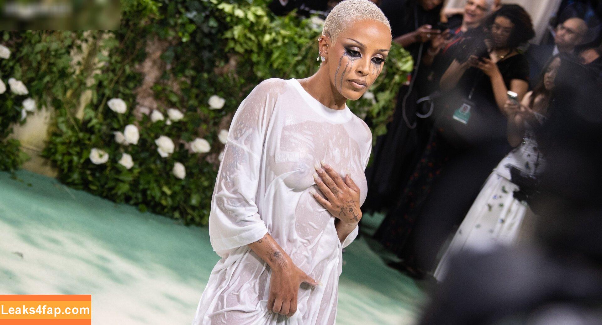 Doja Cat / DojaCat leaked photo photo #1028
