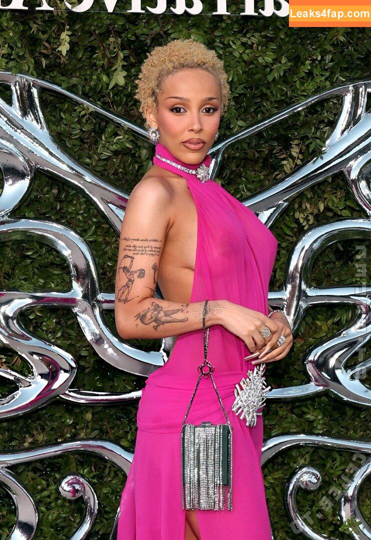 Doja Cat / dojacat / https: leaked photo photo #1645