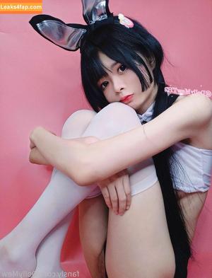DollyMew photo #0056