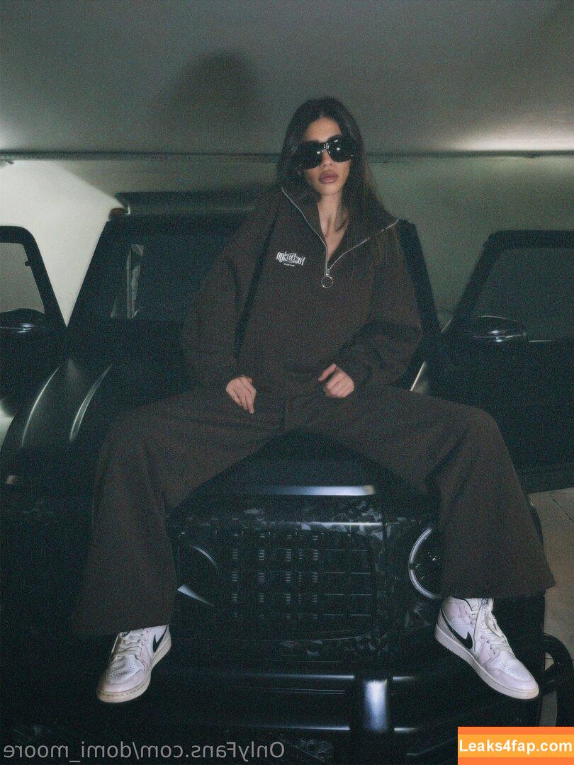 domi_moore /  leaked photo photo #0005