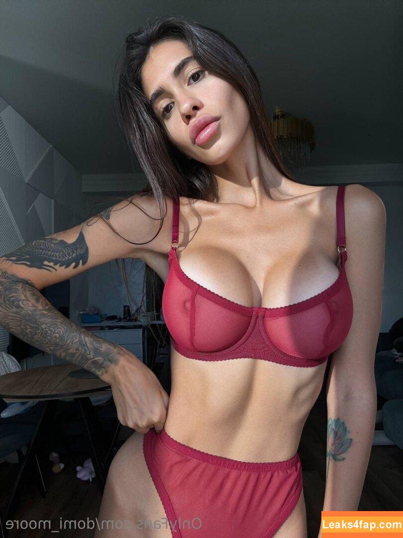 domi_moore /  leaked photo photo #0007