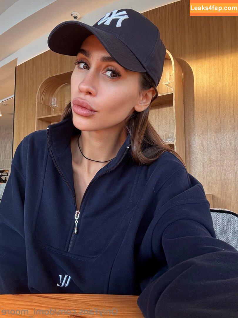 domi_moore /  leaked photo photo #0012