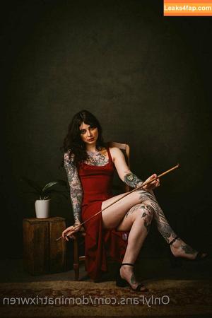 dominatrixwren photo #0021