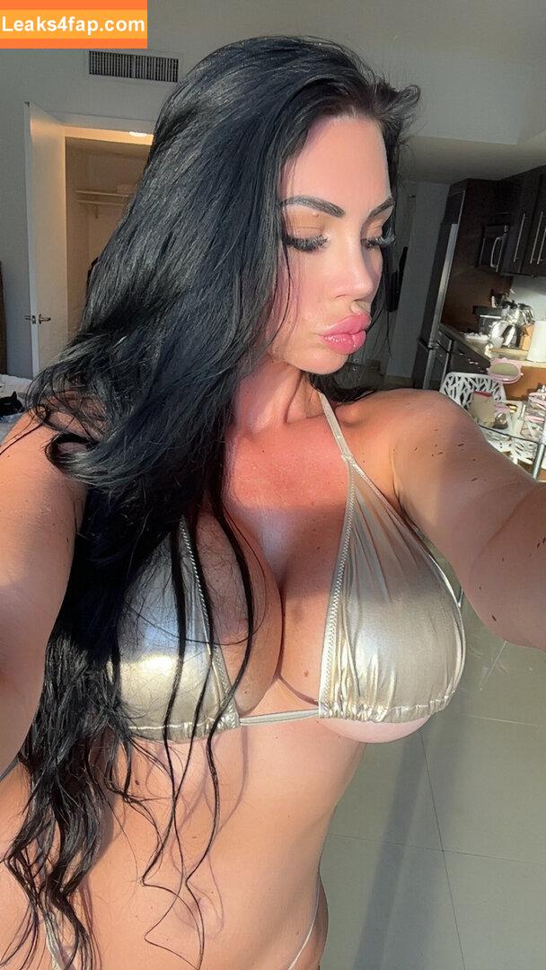 domme_yvonne / its_mejames0 leaked photo photo #0143