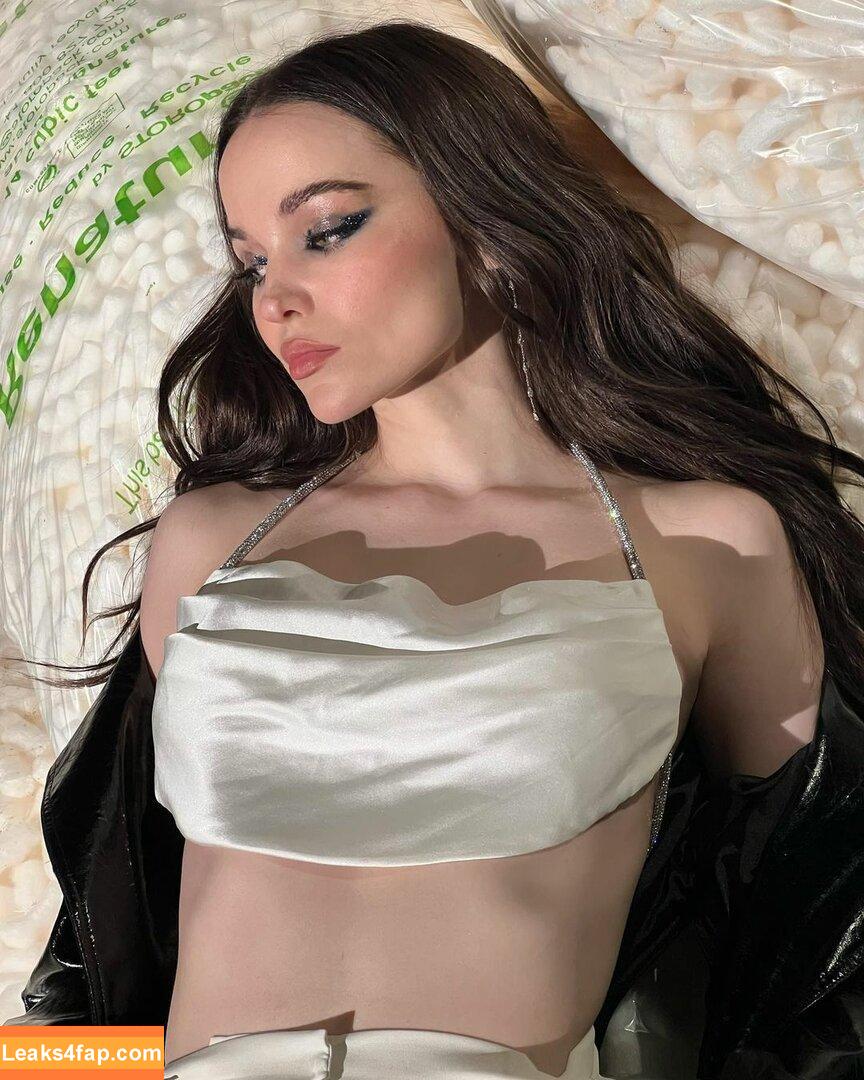 Dove Cameron / DoveCameron / darkwingdove leaked photo photo #0012