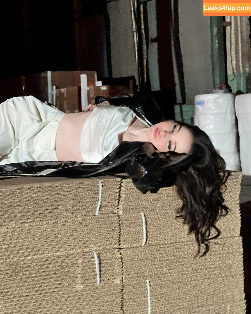 Dove Cameron / DoveCameron / darkwingdove leaked photo photo #0013