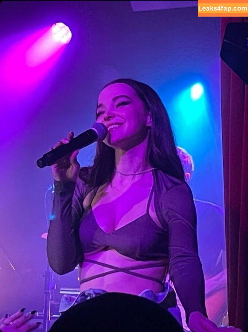 Dove Cameron / DoveCameron / darkwingdove leaked photo photo #0074