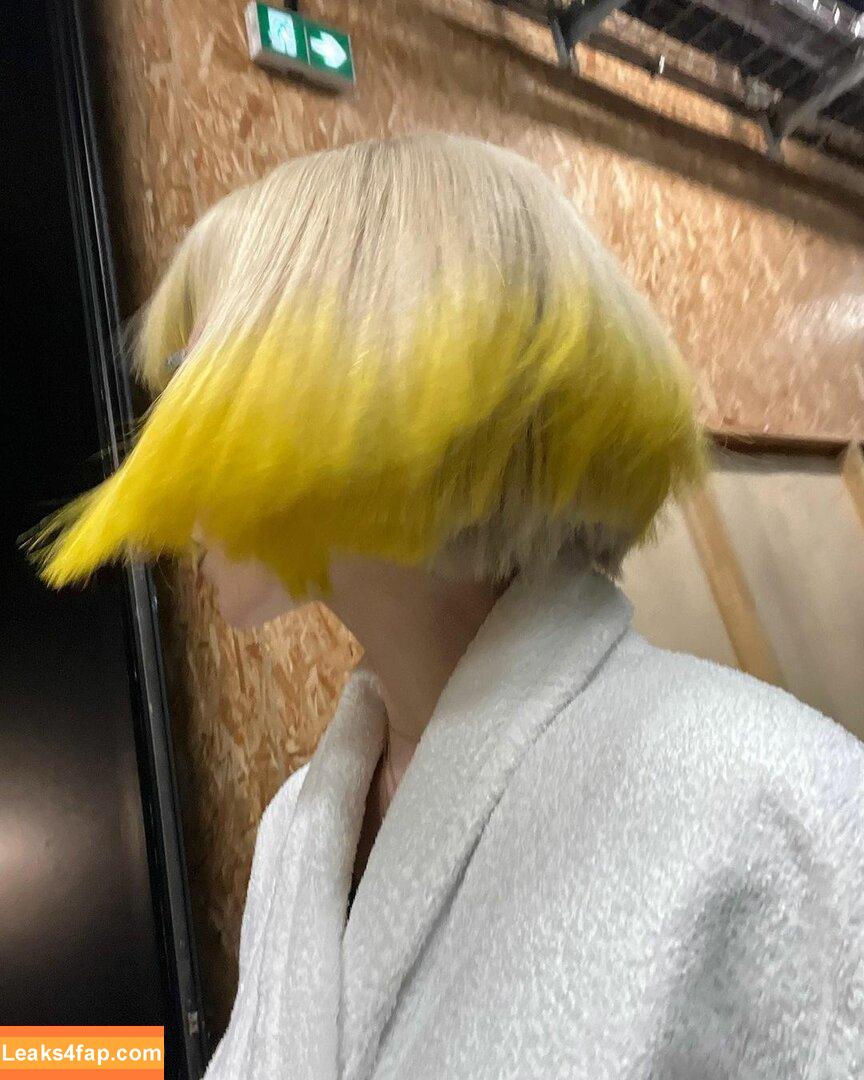 Dove Cameron / DoveCameron / darkwingdove leaked photo photo #0173