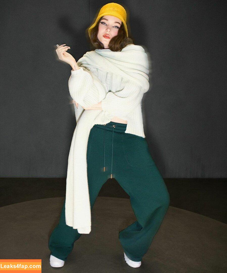 Dove Cameron / DoveCameron / darkwingdove leaked photo photo #0196