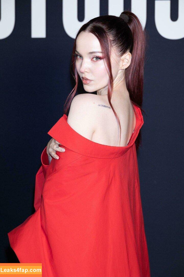 Dove Cameron / DoveCameron / darkwingdove leaked photo photo #0258