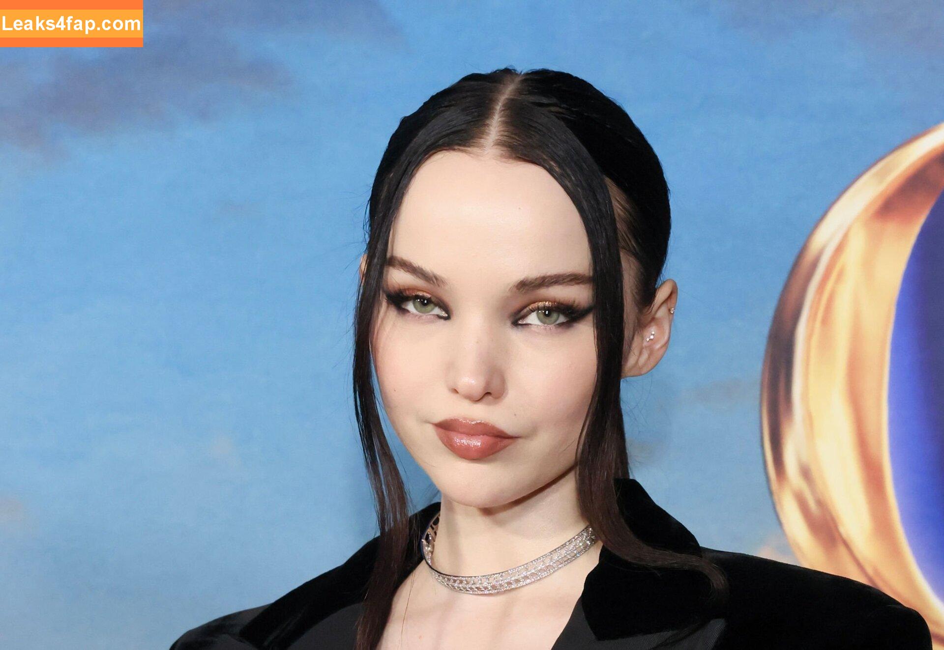 Dove Cameron / DoveCameron / darkwingdove leaked photo photo #0295