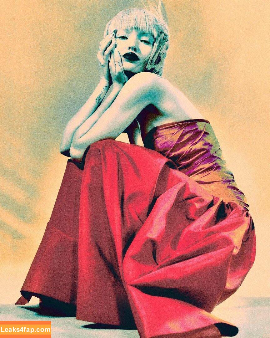 Dove Cameron / DoveCameron / darkwingdove leaked photo photo #0366