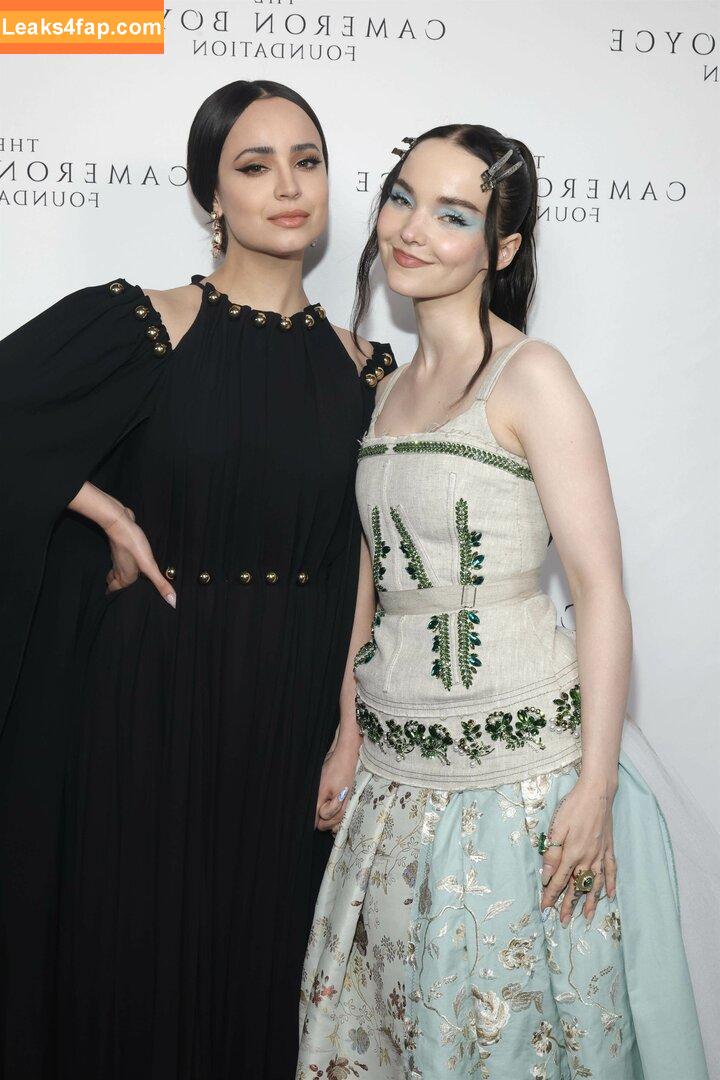 Dove Cameron / DoveCameron / darkwingdove leaked photo photo #0448