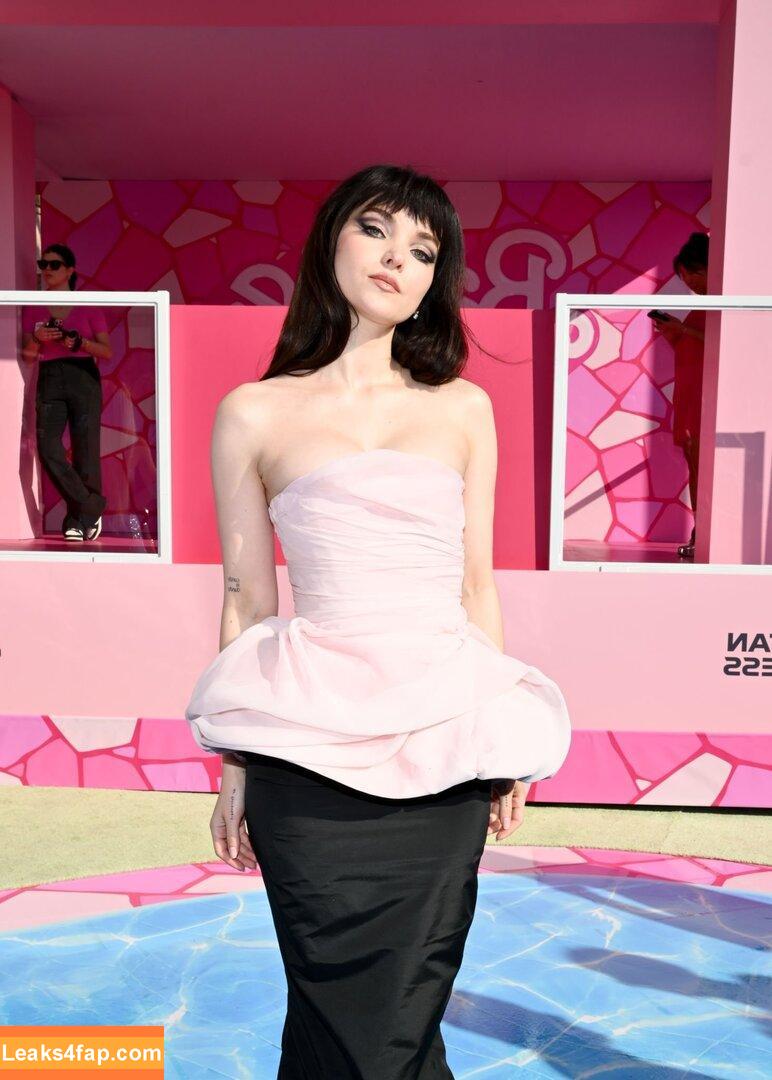 Dove Cameron / DoveCameron / darkwingdove слитое фото фото #0487